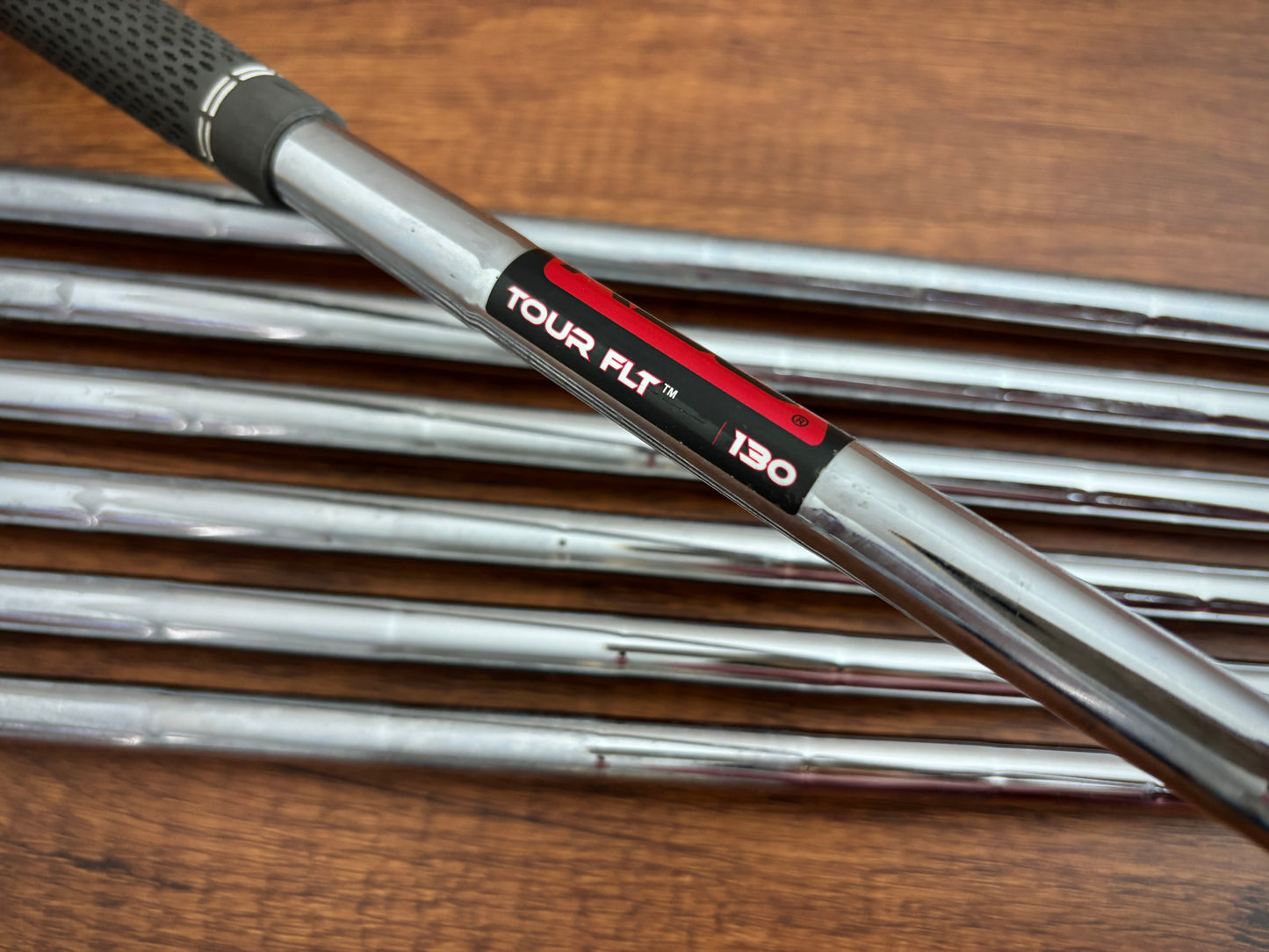 (Left-handed) Taylormade P770 Iron Set 5-PW / KBS Tour 130 X-Stiff