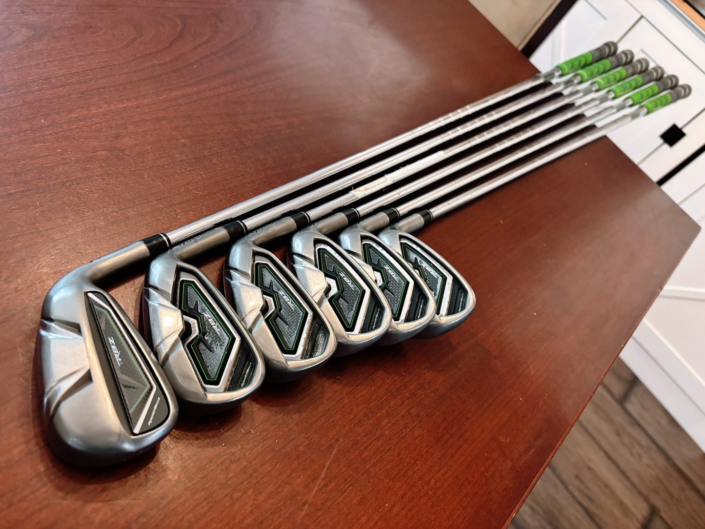 Taylormade Rocketballz RBZ Iron Set 5-PW / Regular Flex