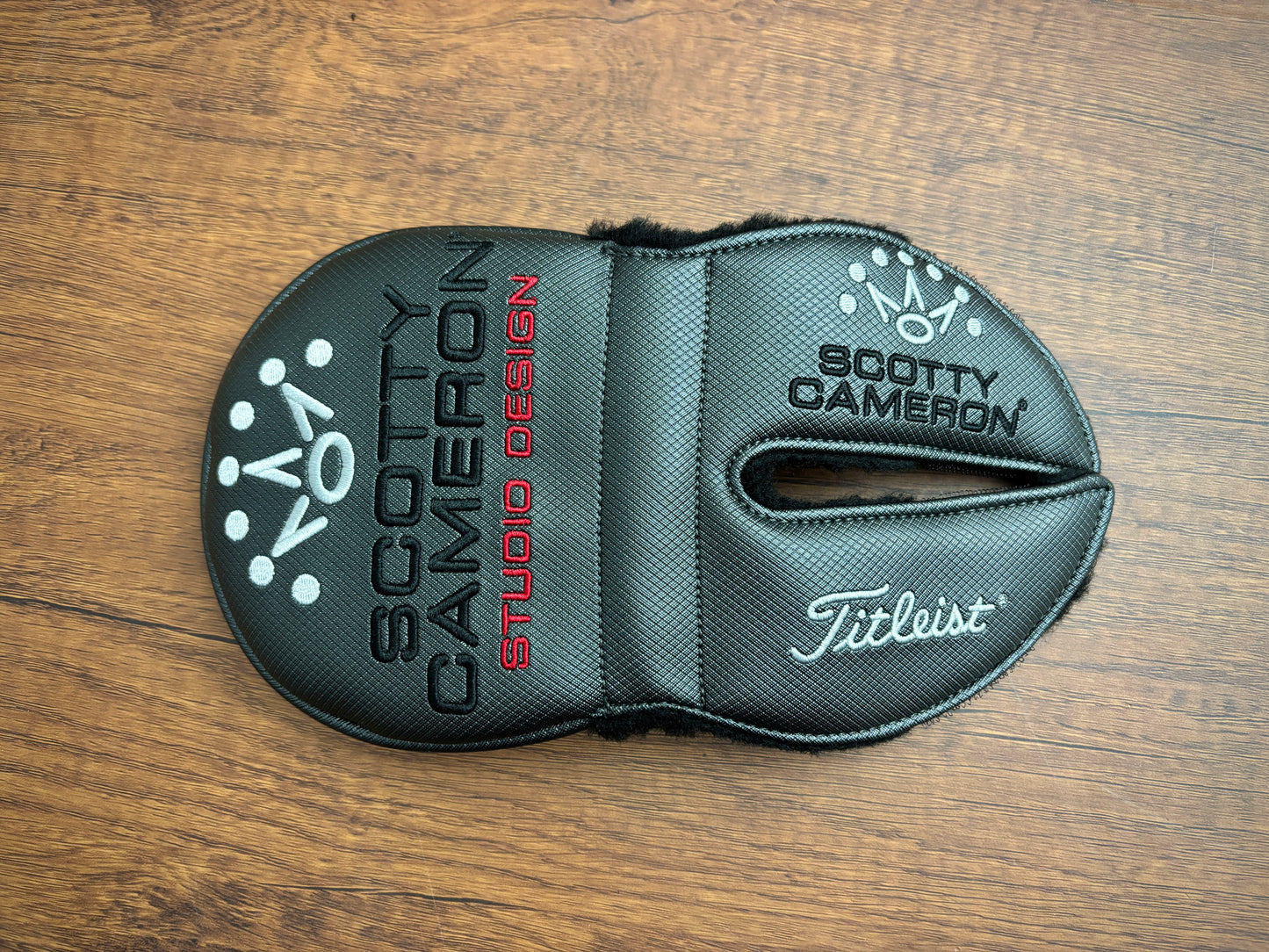 Titleist Scotty Cameron Studio Design Mallet Putter Cover