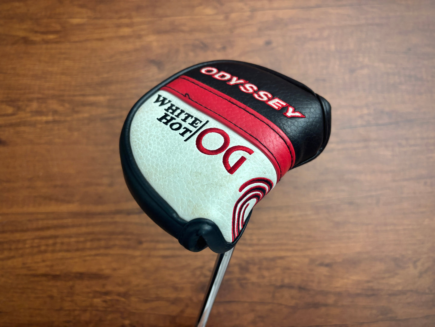 Odyssey O-Works Jailbird Mini Putter 33.75” + headcover