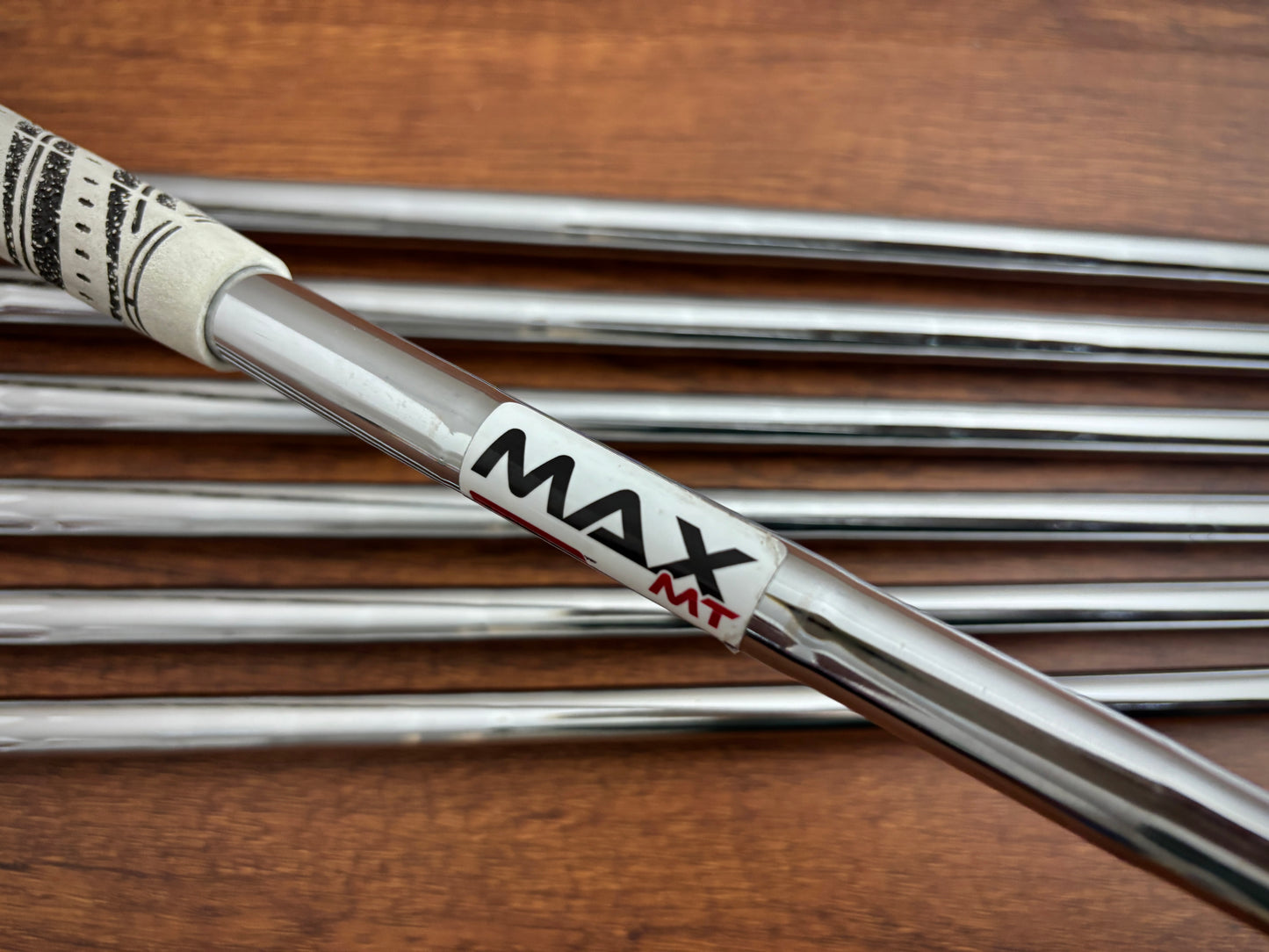 (Left-handed) Taylormade SIM 2 Max Iron Set 5-AW / KBS Max MT Regular Flex