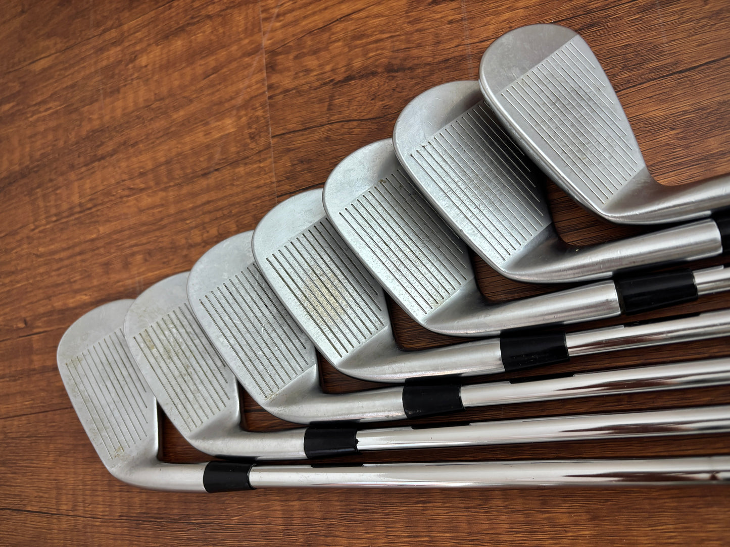 Cobra King Tour/CB/MB 2025 Combo Iron Set 4-PW / KBS Tour 130 X-Stiff
