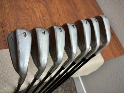 Takomo 101 Mkii Iron Set 5-GW / Fujikura Ventus Regular Graphite