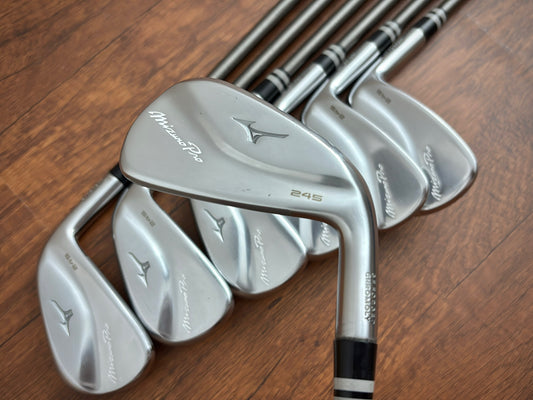 Mizuno Pro 245 Iron Set 4-PW / Aerotech Steelfiber Stiff