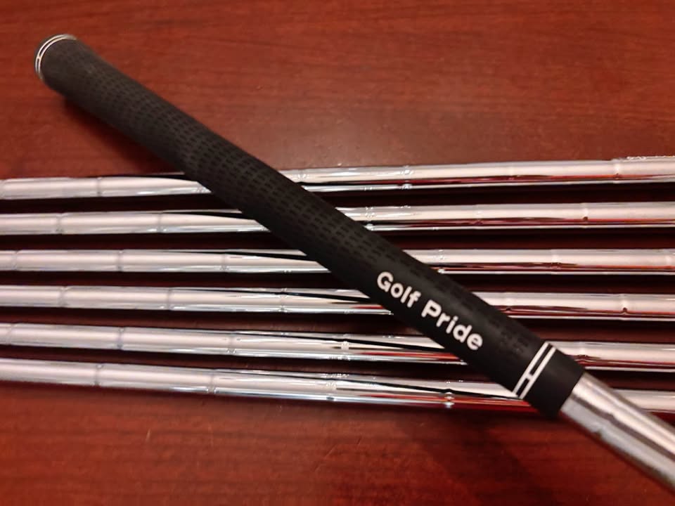 Mizuno JPX 923 Tour Iron Set 4-PW / Dynamic Gold X100 X-Stiff