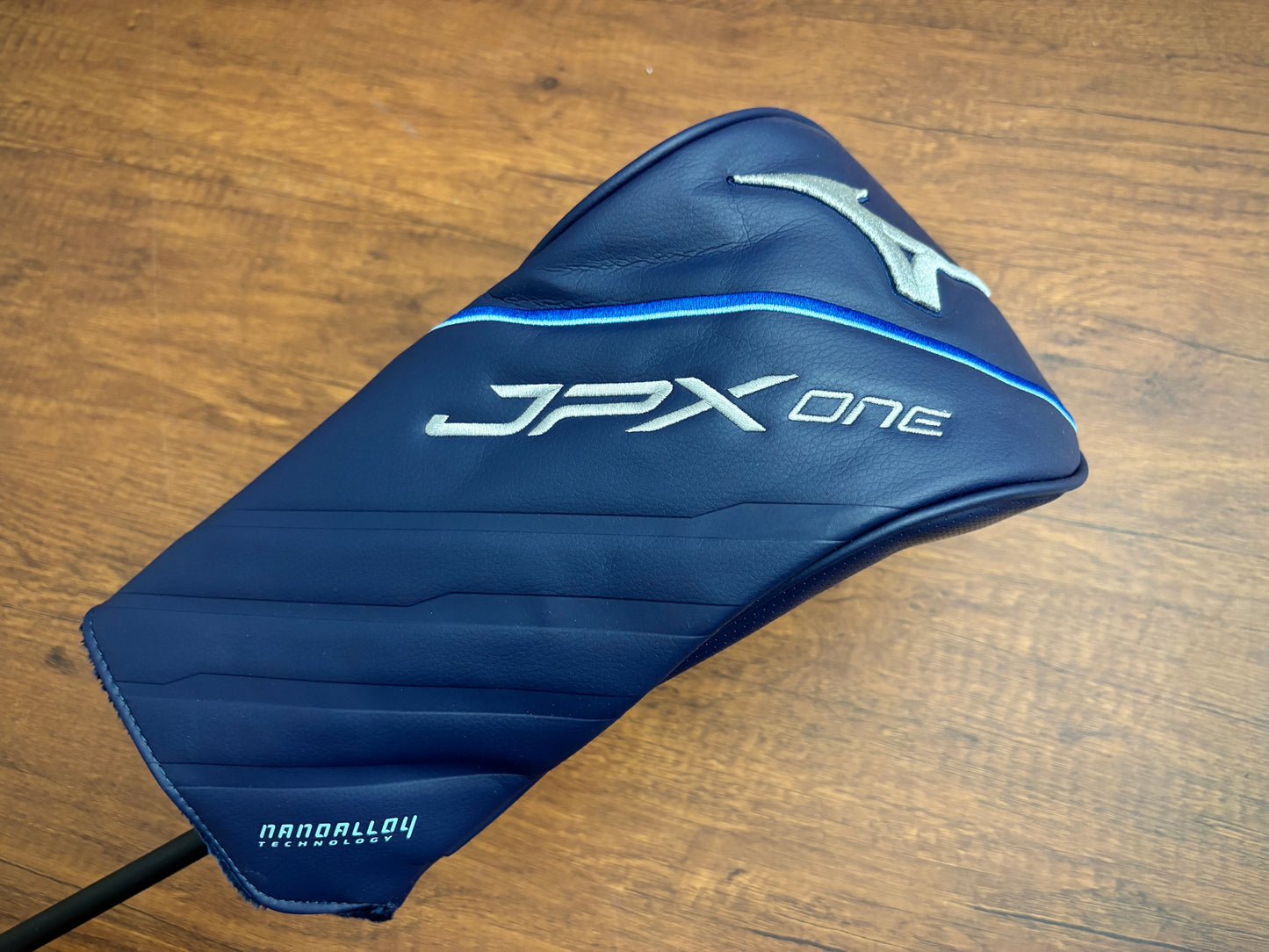 *NEW IN PLASTIC* Mizuno JPX ONE Driver 10.5* + headcover / Stiff