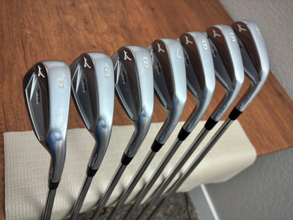(+1”) Mizuno JPX 923 Tour Iron Set 4-PW / NS Pro 120 Stiff