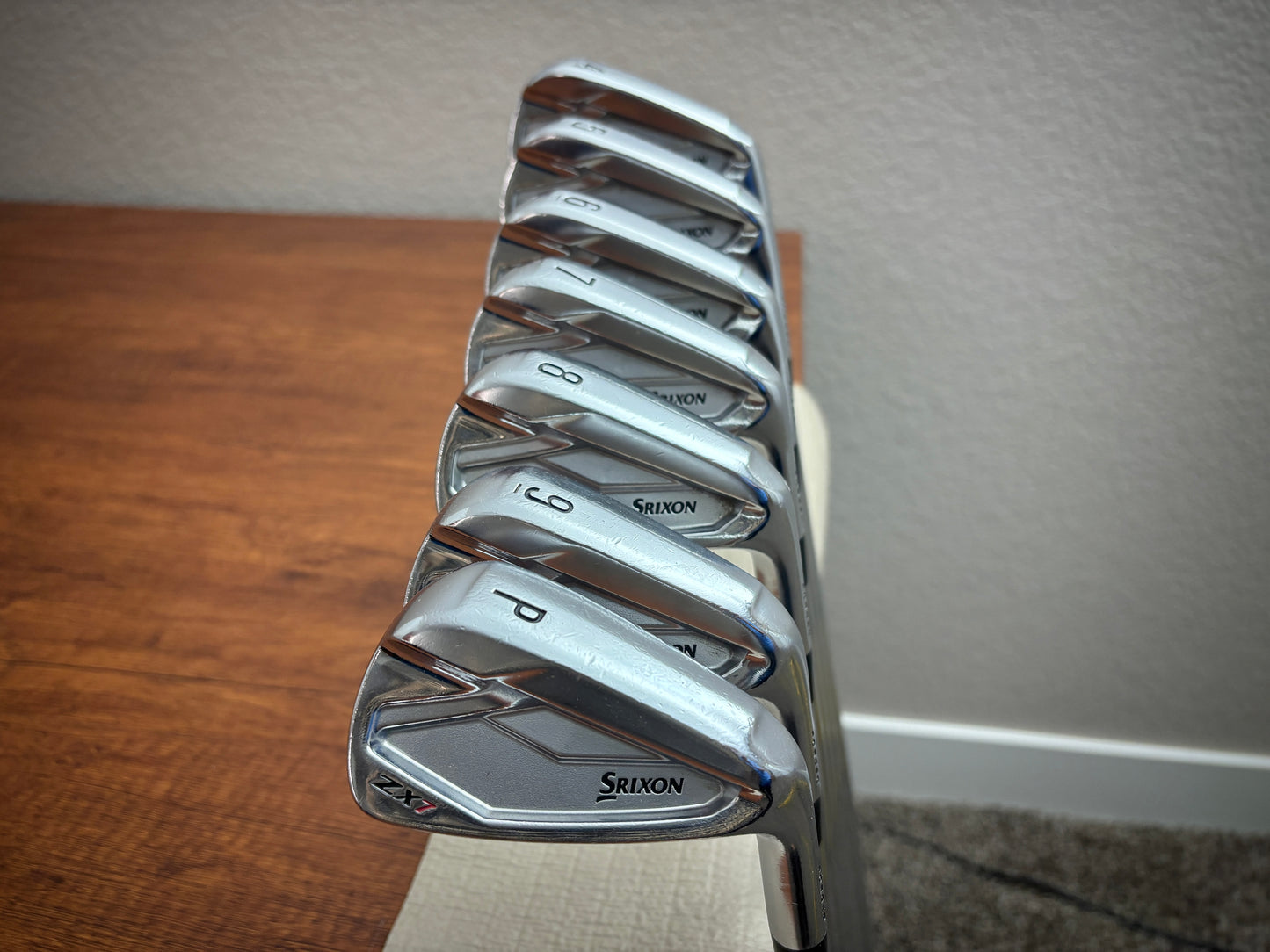 Srixon ZX7 Iron Set 4-PW / Project X LZ 6.0 Stiff