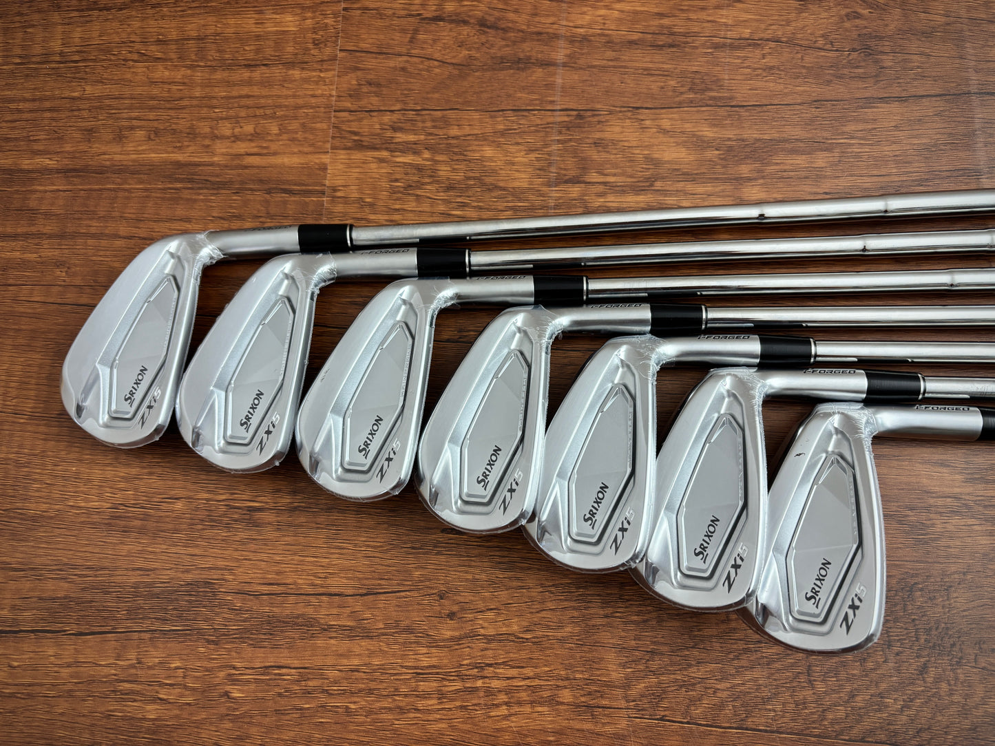 *NEW IN PLASTIC* Srixon ZXi5 Iron Set 4-PW / Dynamic Gold S300 Stiff