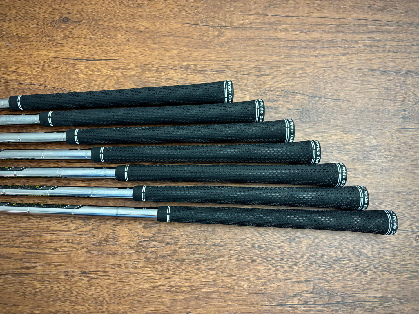 *NEW IN PLASTIC* Srixon ZXi5 Iron Set 5-AW / Dynamic Gold R300 Regular Flex
