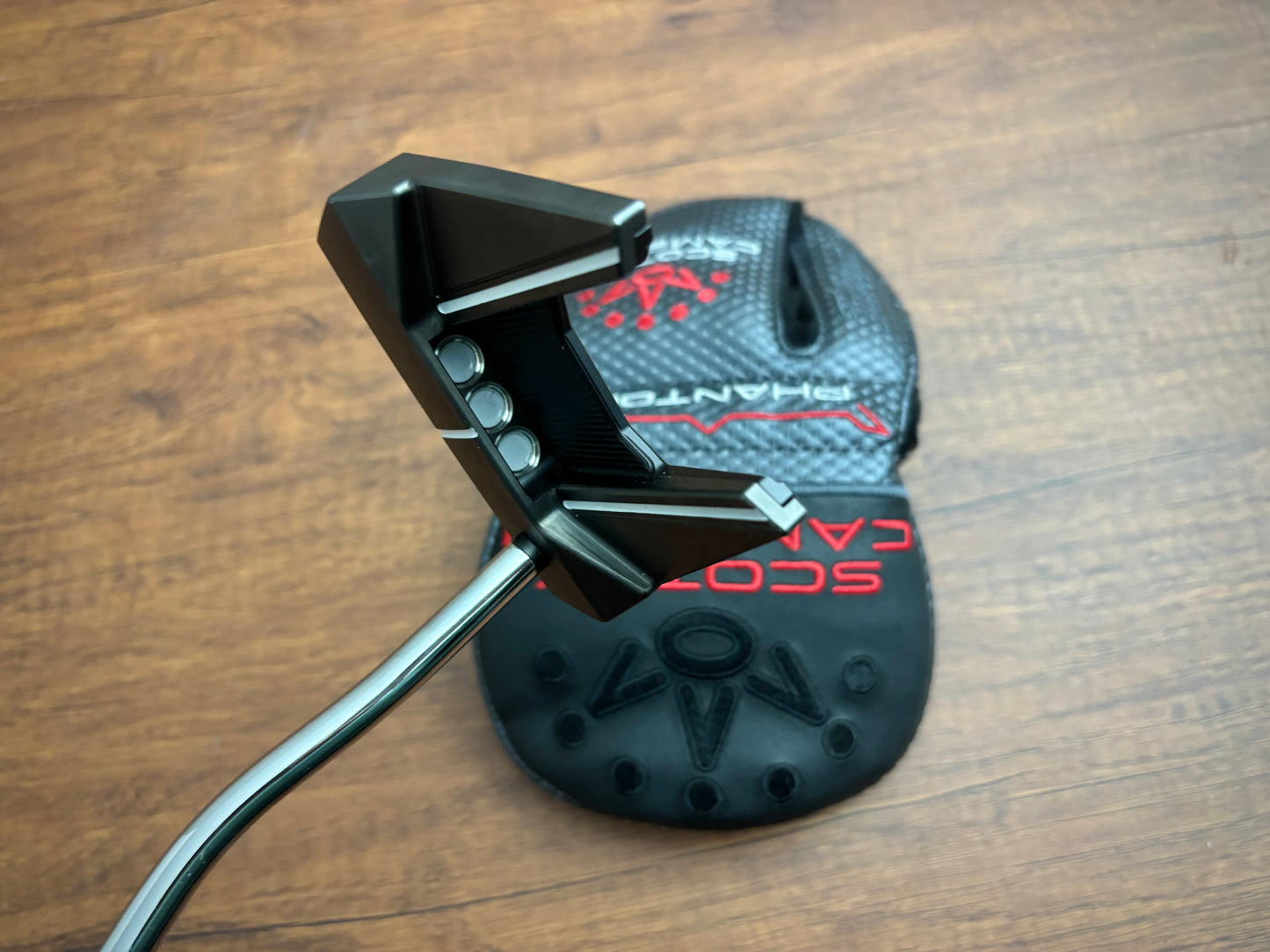 Titleist Scotty Cameron Phantom Black 7 Limited Edition Putter 33.5" + headcover