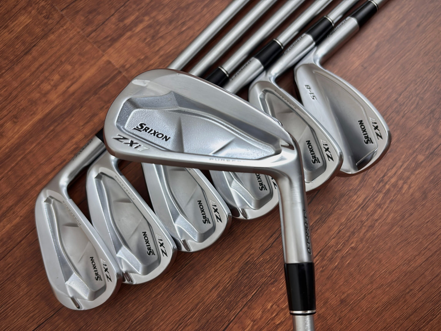 (+1”) Srixon ZXi7 Iron Set 5-AW / KBS Tour C-Taper 120 Stiff