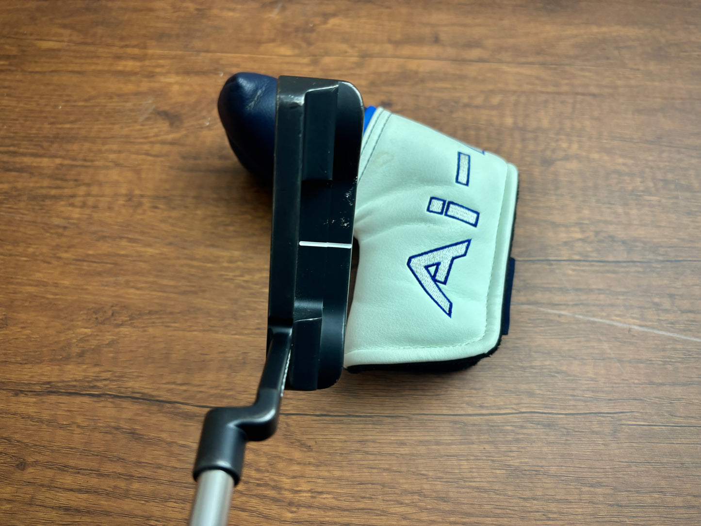 Odyssey Ai-ONE #1 CH Putter 34" + headcover