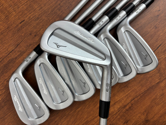 Mizuno Pro S3 Iron Set 4-PW / KBS Tour C-Taper 130 X-Stiff