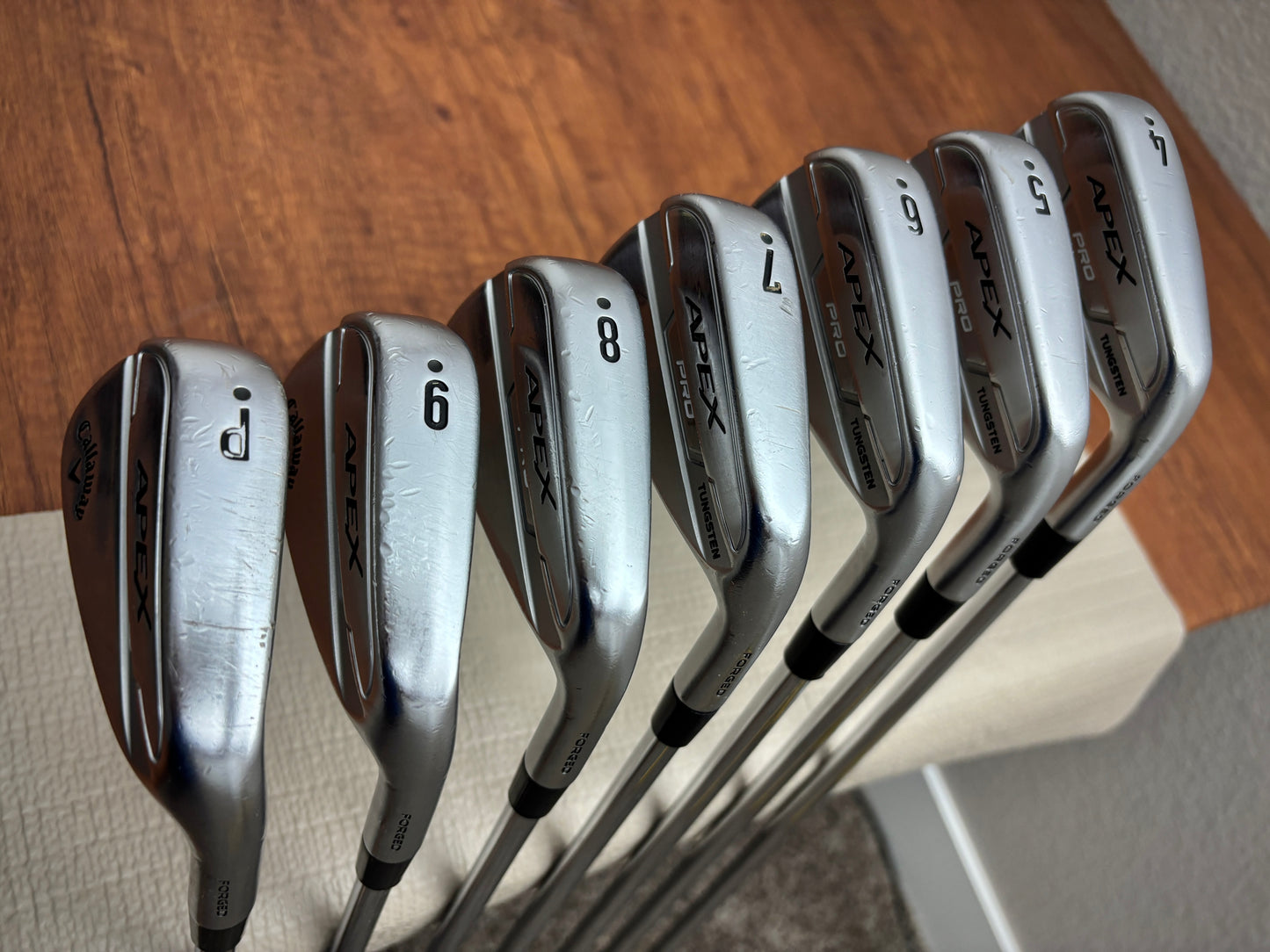 Callaway Apex Pro 21 Iron Set 4-PW / True Temper Elevate Stiff