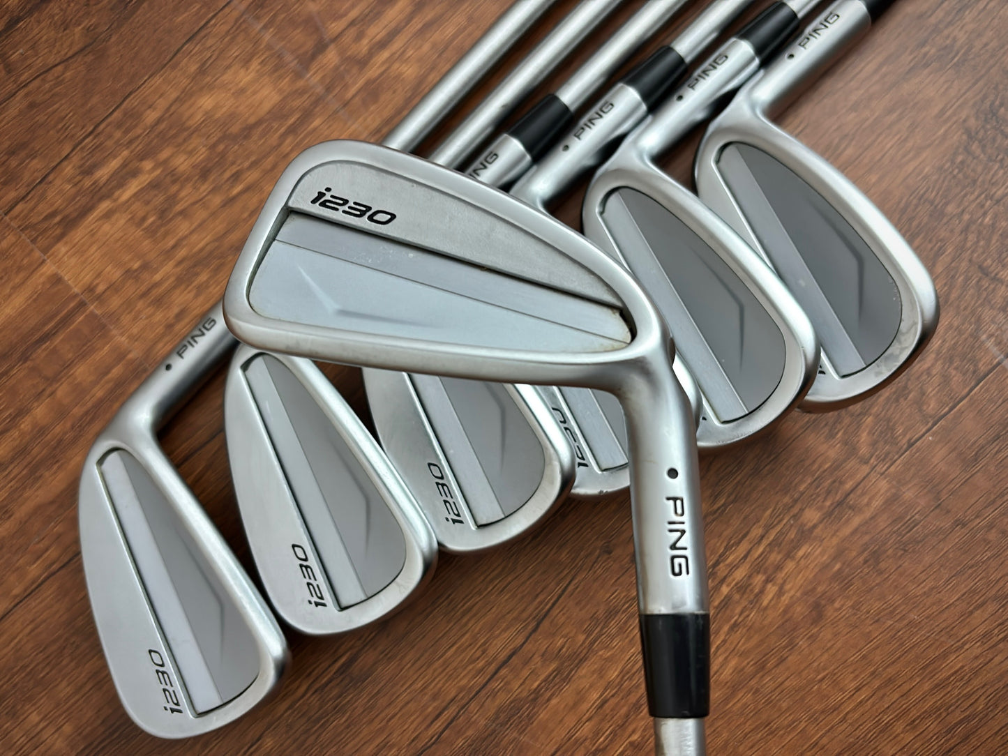 Ping i230 Iron Set 5-UW / KBS Tour C-Taper Lite Stiff