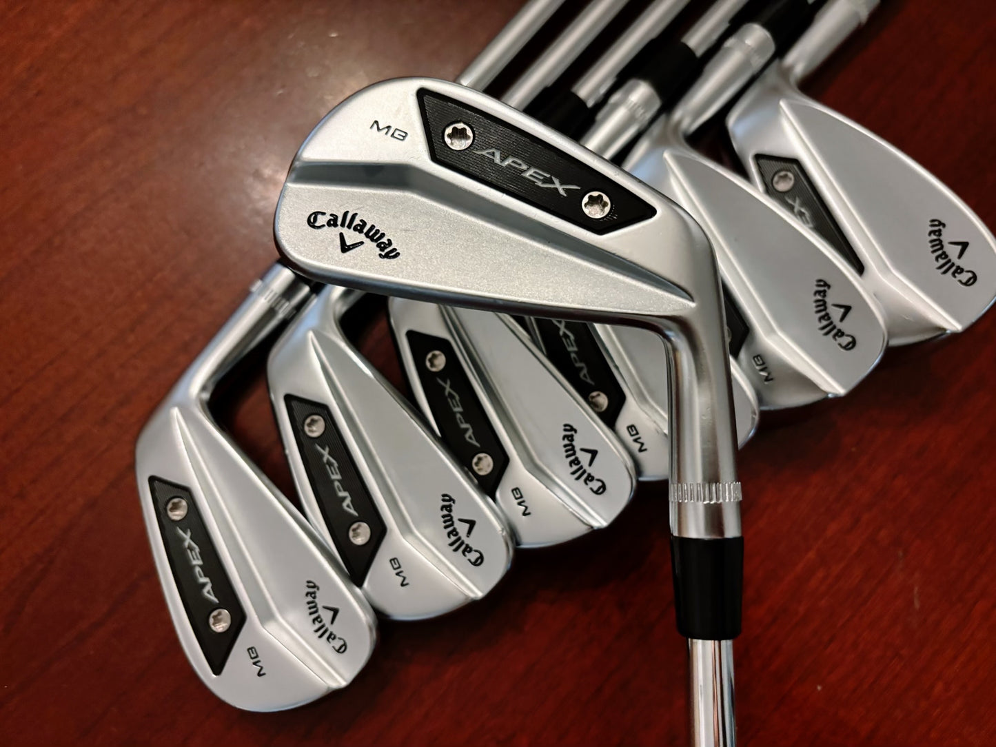 Callaway Apex MB ‘24 Iron Set 4-10 (4-PW) / Dynamic Gold X100 X-Stiff