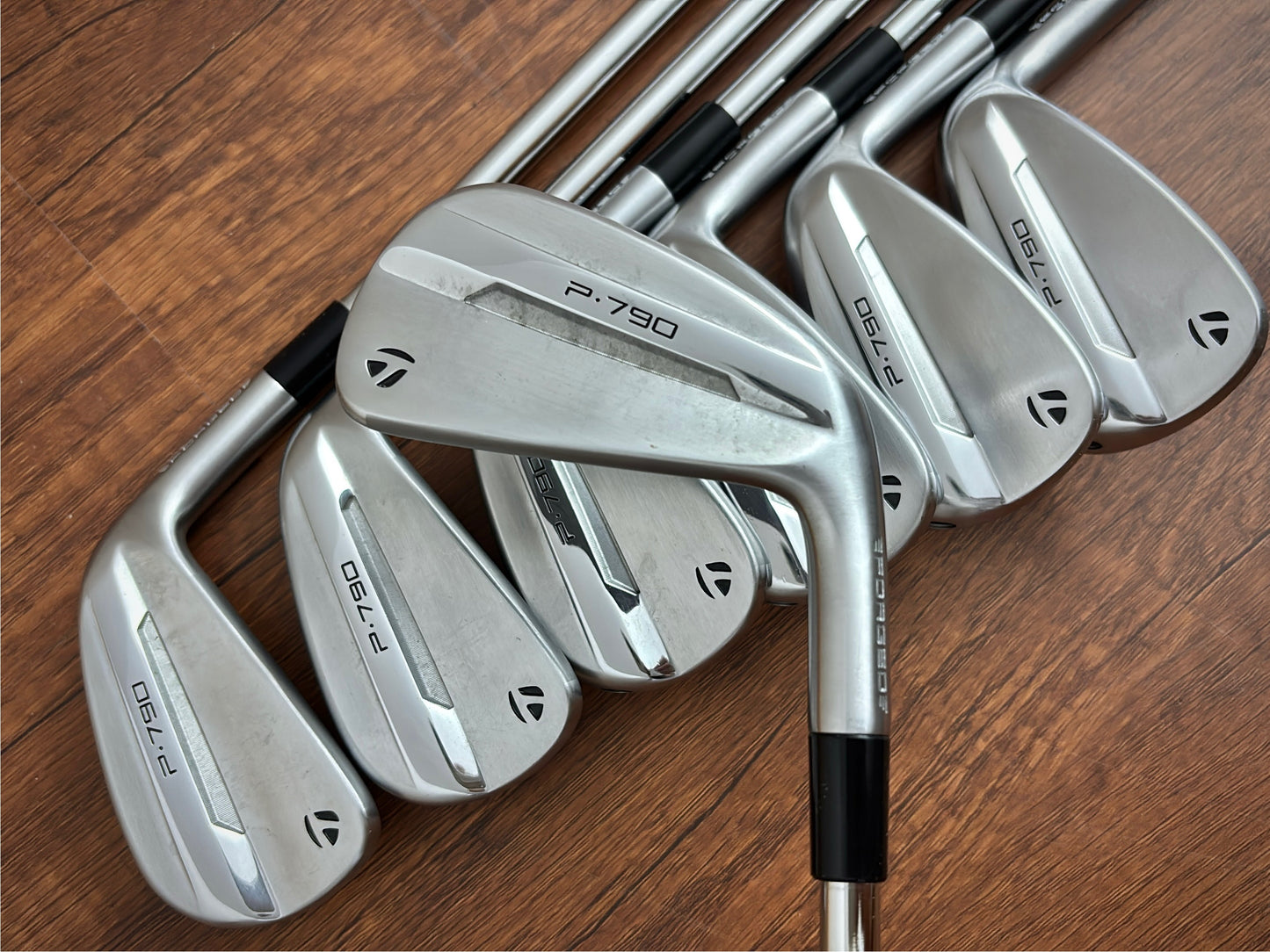 Taylormade P790 '25 Iron Set 5-AW / KBS Tour Lite Regular Flex