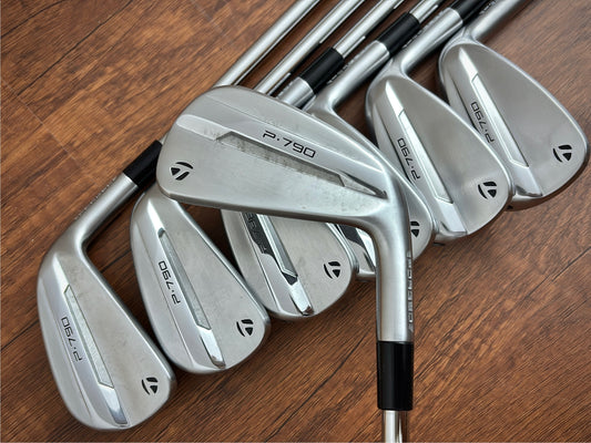 Taylormade P790 '25 Iron Set 5-AW / KBS Tour Lite Regular Flex