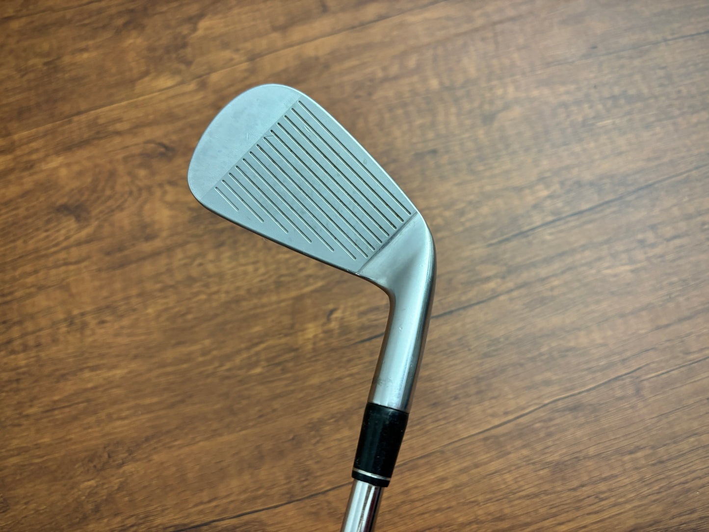 (Left-handed) Taylormade P770 3-iron / X-Stiff