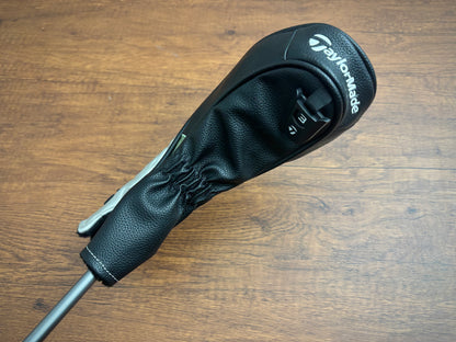 Taylormade Qi35 Max 3-hybrid + headcover / Regular Flex