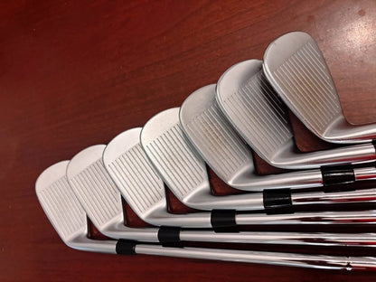 Mizuno JPX 923 Tour Iron Set 4-PW / Dynamic Gold X100 X-Stiff