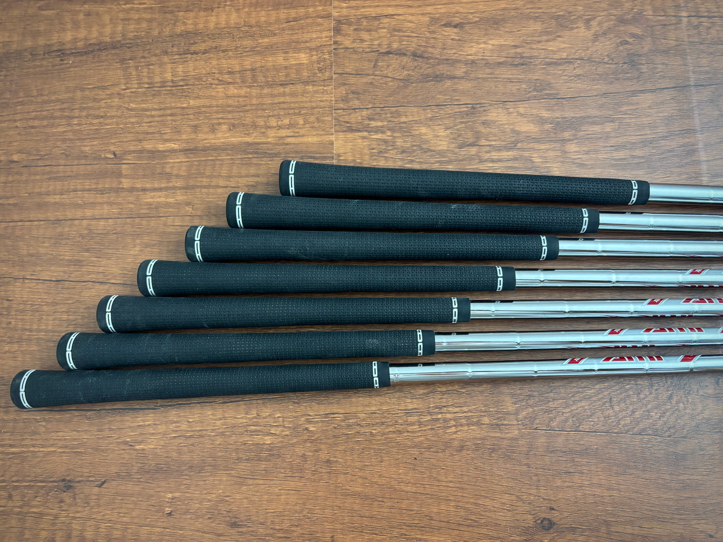 (Left-handed) Titleist T350 ‘23 Iron Set 5-GW / True Temper AMT R300 Regular