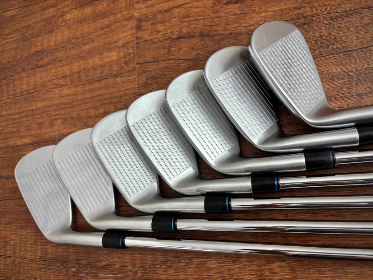 Taylormade P770 Iron Set 4-PW / True Temper Dynamic Gold Regular Flex