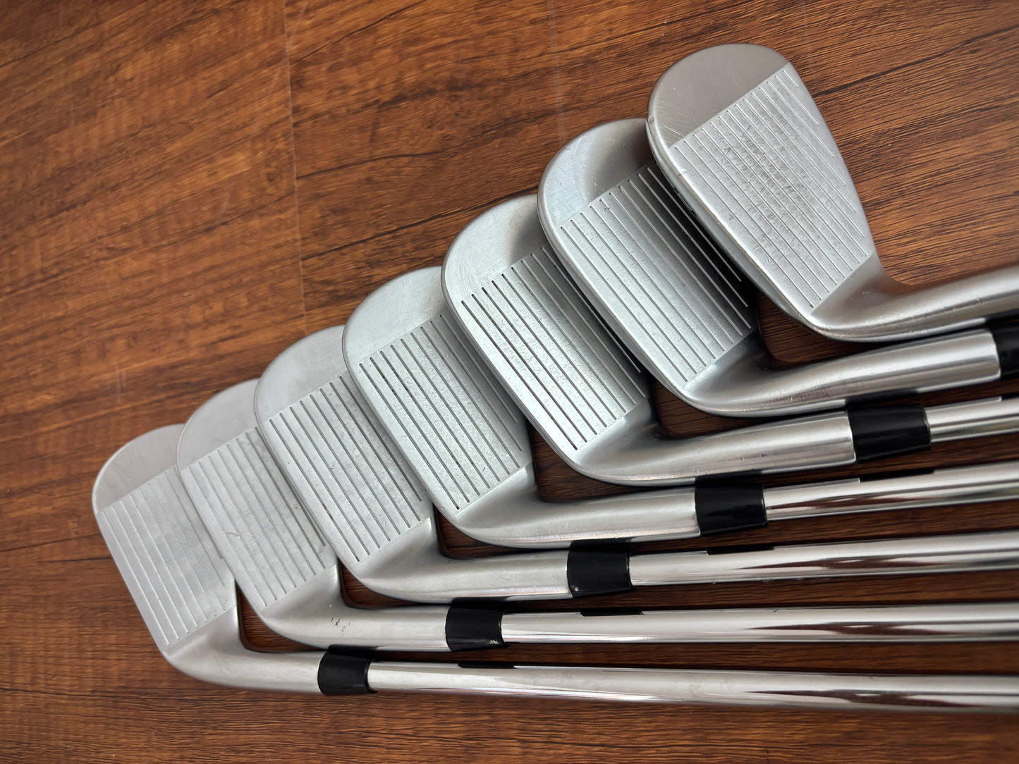 Titleist 620 MB Iron Set 4-PW / KBS Tour Stiff