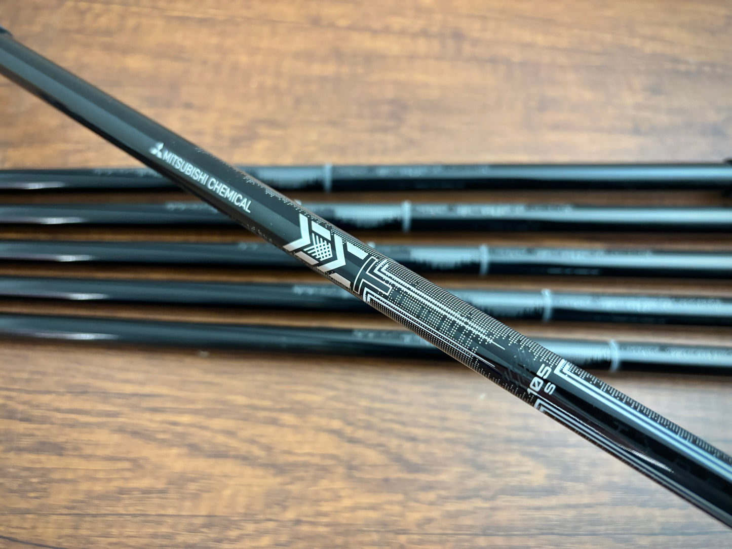 Mizuno JPX 925 Hot Metal Pro Iron Set 5-PW / Mitsubishi MMT Stiff Graphite