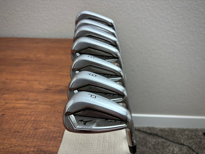 (+1”) Mizuno JPX 921 Forged Iron Set 4-PW / Dynamic Gold S300 Stiff