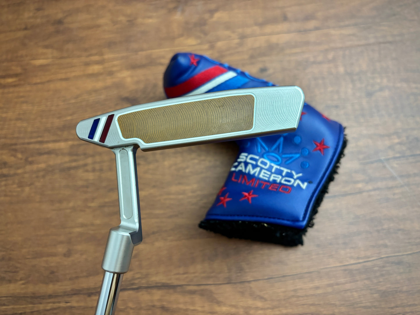 Titleist Scotty Cameron Champions Choice Button Back Teryllium Putter 35" + headcover