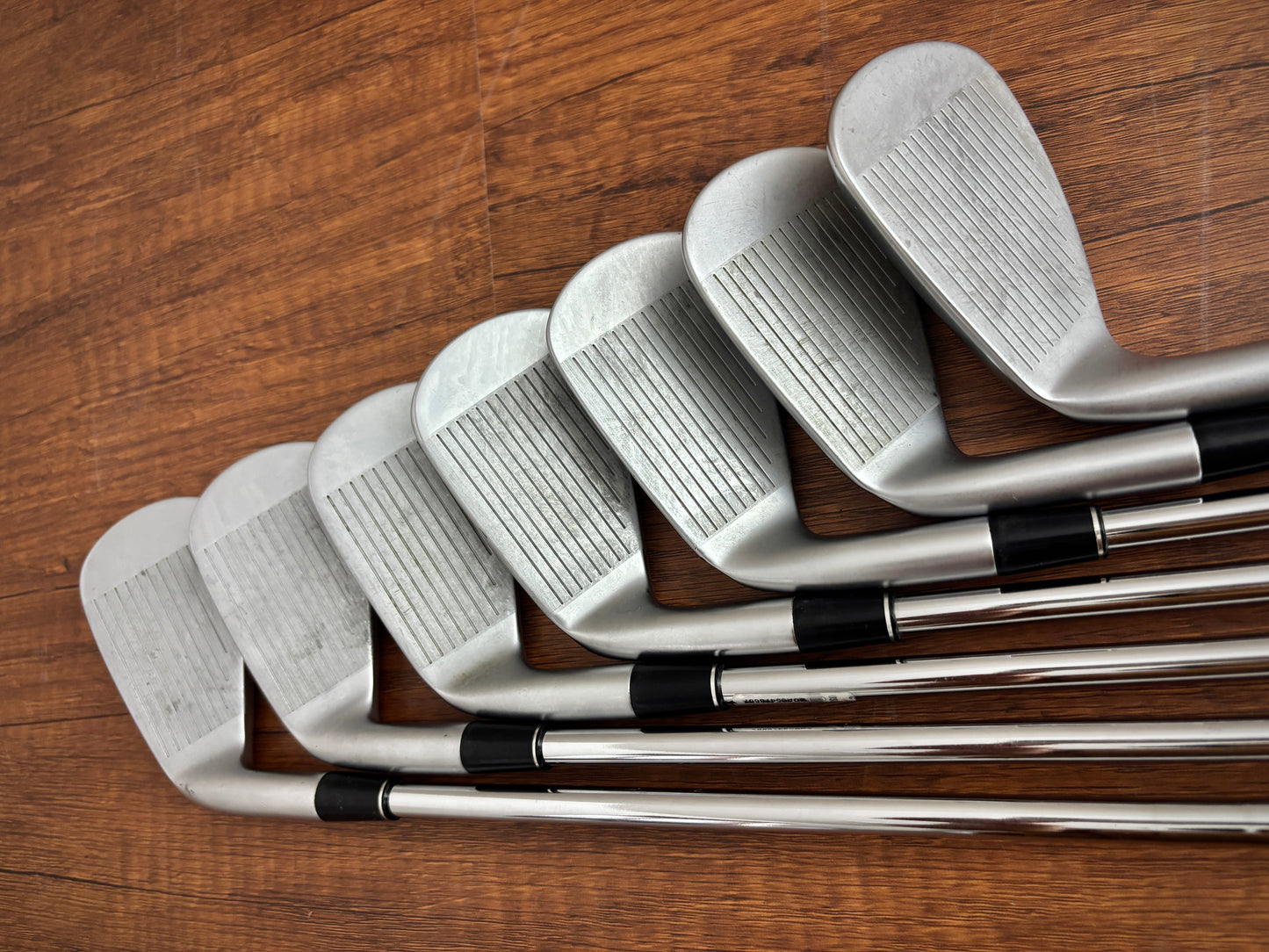 Srixon ZXi4 Iron Set 5-AW / KBS Tour Lite Regular Flex