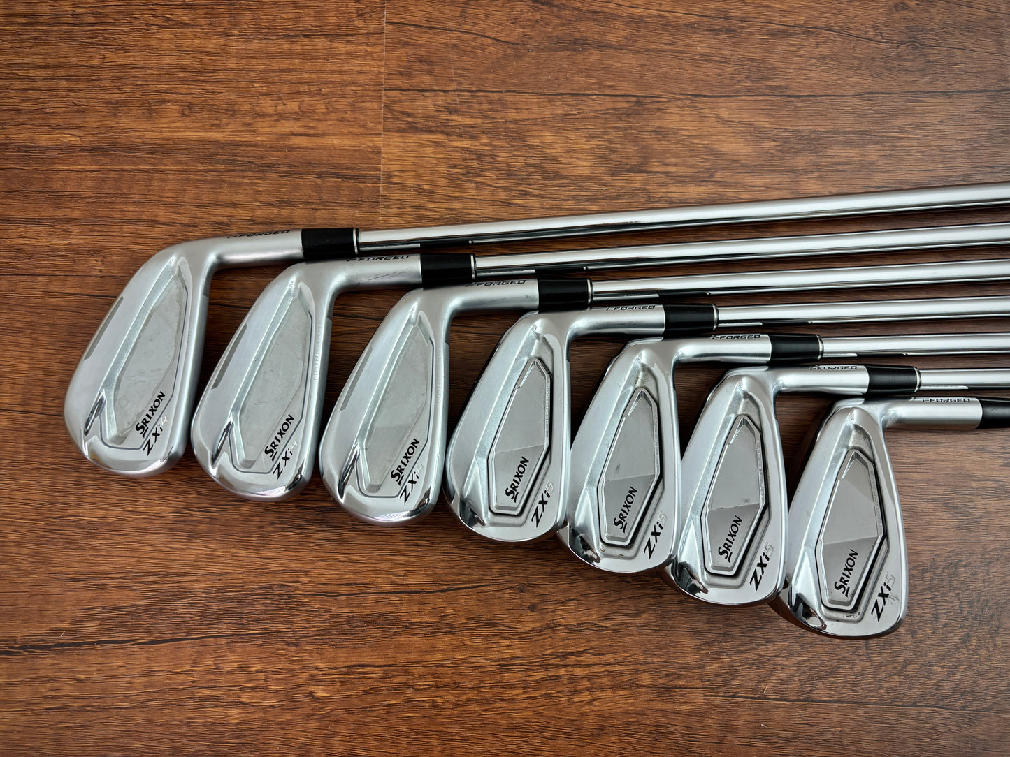 Srixon ZXi4 / ZXi5 Iron Set 4-PW / Project X LZ 6.0 Stiff