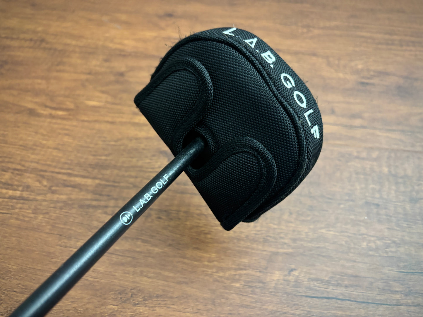 L.A.B. MEZZ.1 Max Sweeper Broomstick Putter 45” + headcover