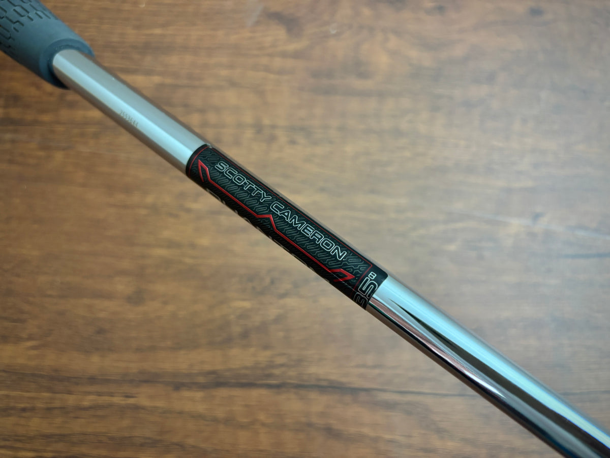 Titleist Scotty Cameron 2026 Phantom 5.2 Putter 35" + headcover