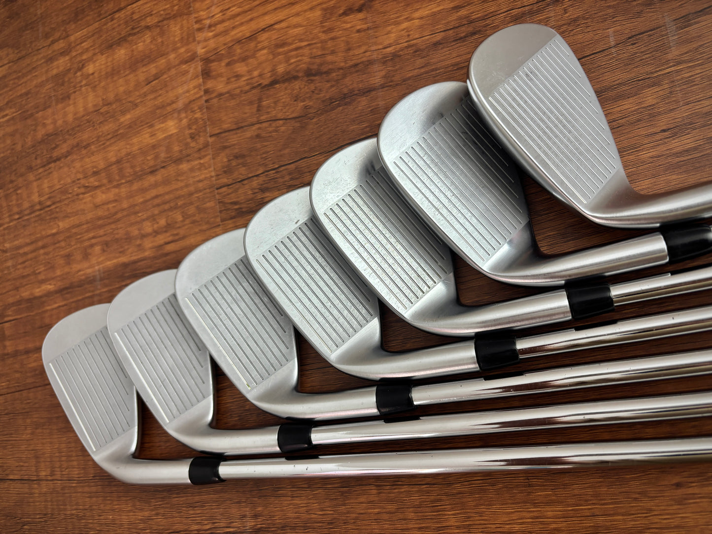 (+1") PXG 0211 XCOR2 Iron Set 5-GW / Dynamic Gold 120 S300 Stiff