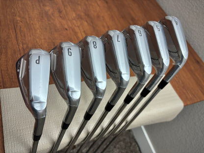 *NEW IN PLASTIC* Srixon ZXi5 Iron Set 4-PW / Dynamic Gold S300 Stiff