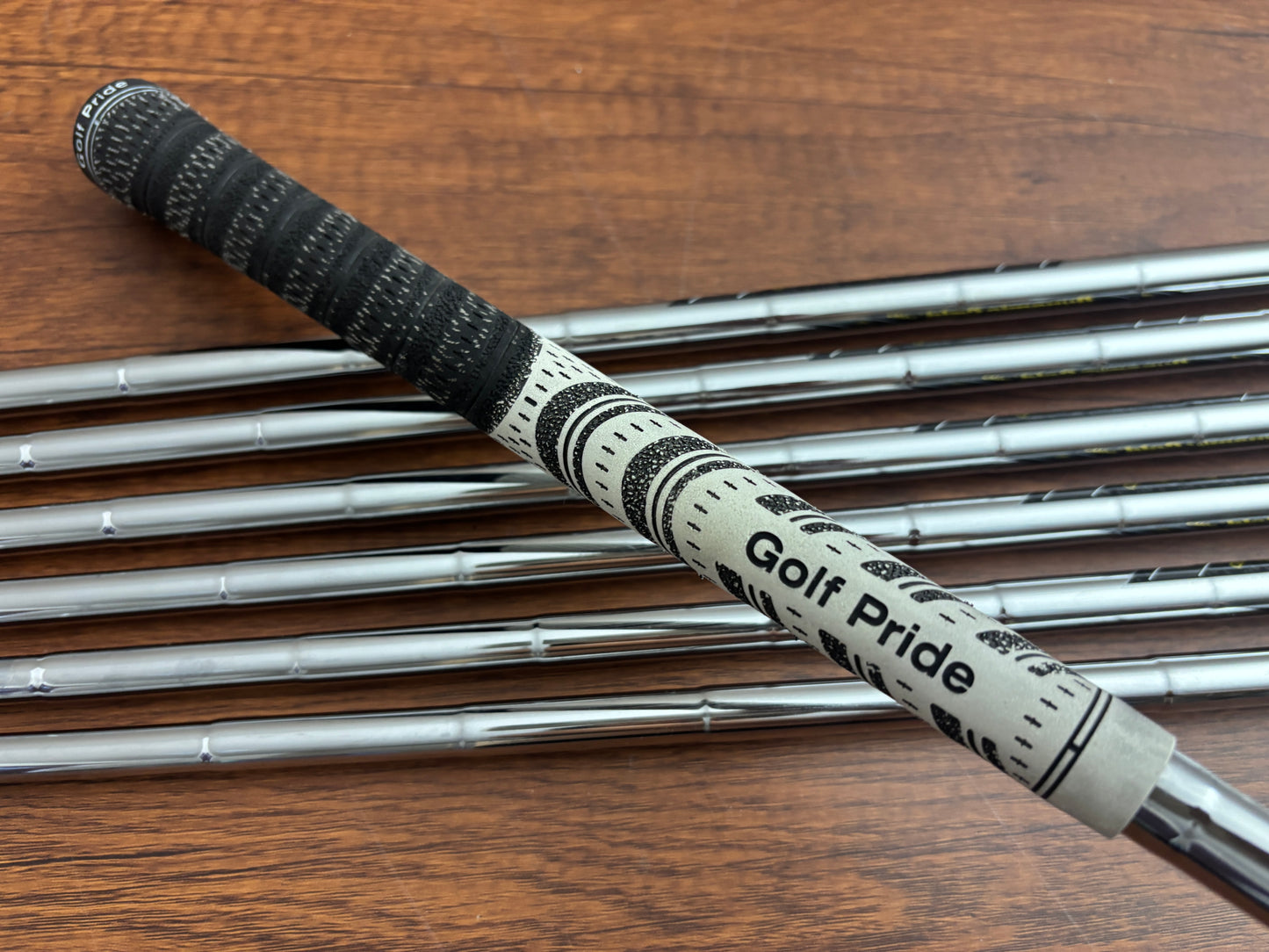 Srixon ZXi5 / ZXi7 Iron Set 4-PW / Dynamic Gold X100 X-Stiff