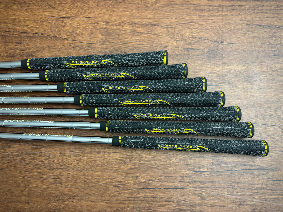 Srixon ZXi7 Iron Set 4-PW / Dynamic Gold S300 Stiff
