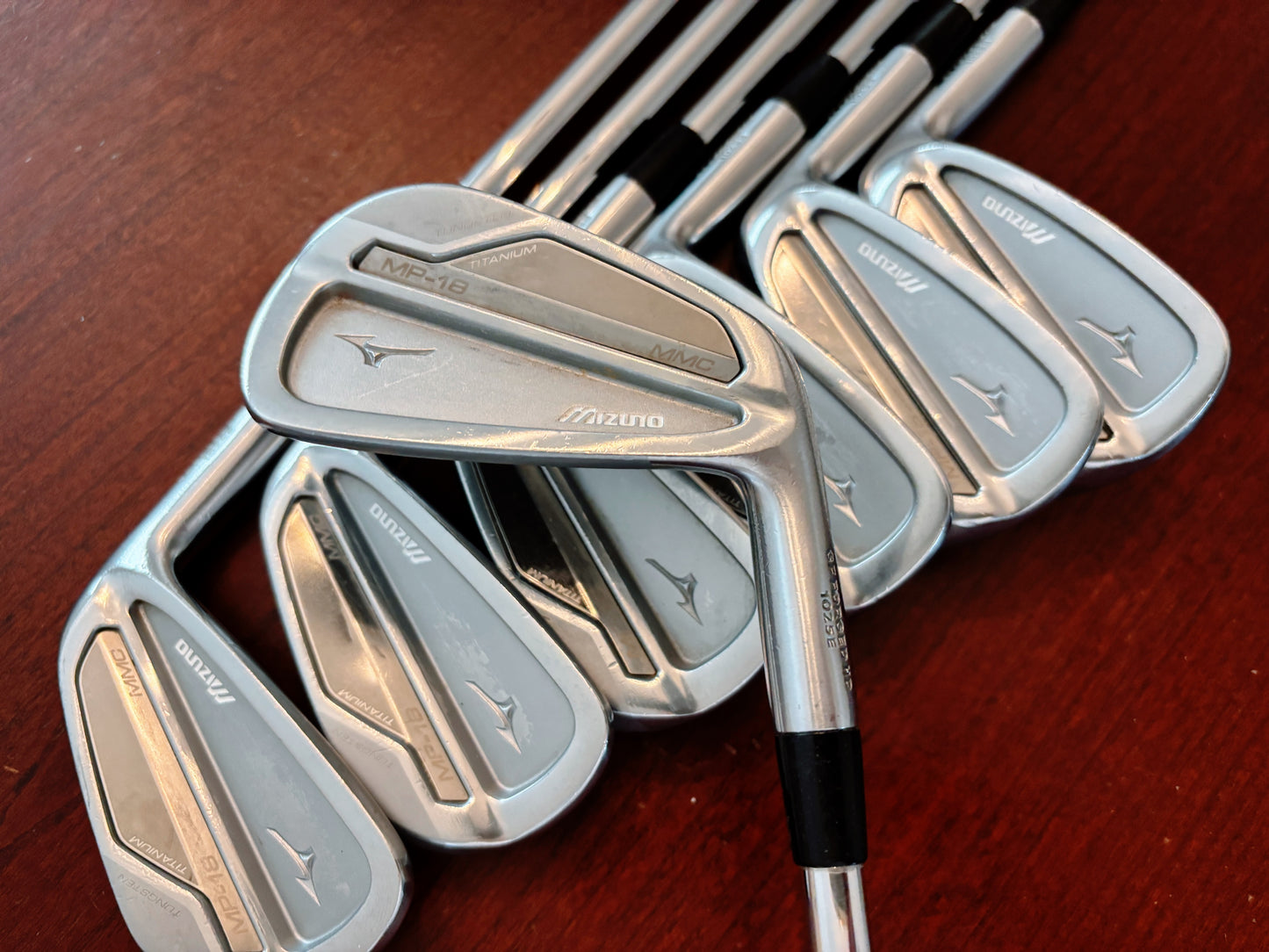 Mizuno MP-18 MMC Iron Set 4-PW / NS Pro 105 Regular Flex
