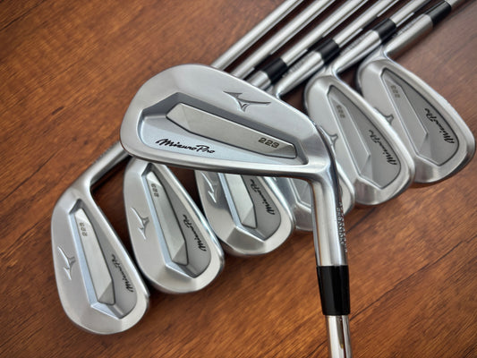 Mizuno Pro 223 Iron Set
