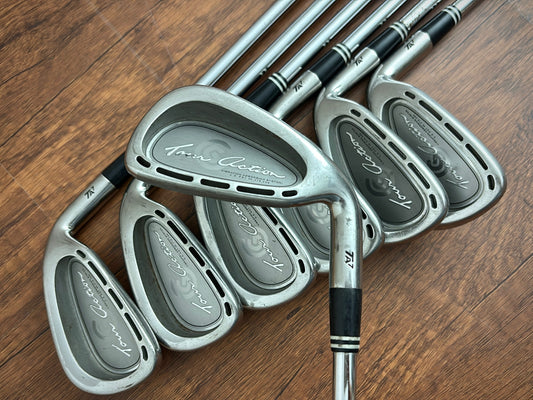 Cleveland Tour Action Iron Set 4-PW / Regular Flex
