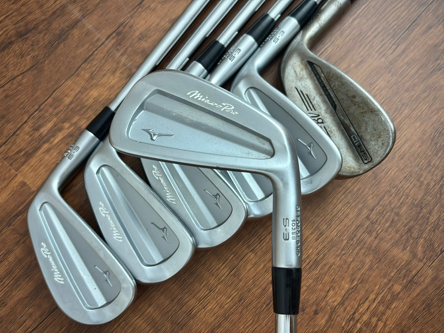 Mizuno Pro S-3 Iron Set 4-PW (Vokey SM10 Raw 46* wedge) / X-Stiff