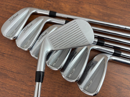 Titleist T100 ‘23 Iron Set 4-PW / Dynamic Gold X100 X-Stiff