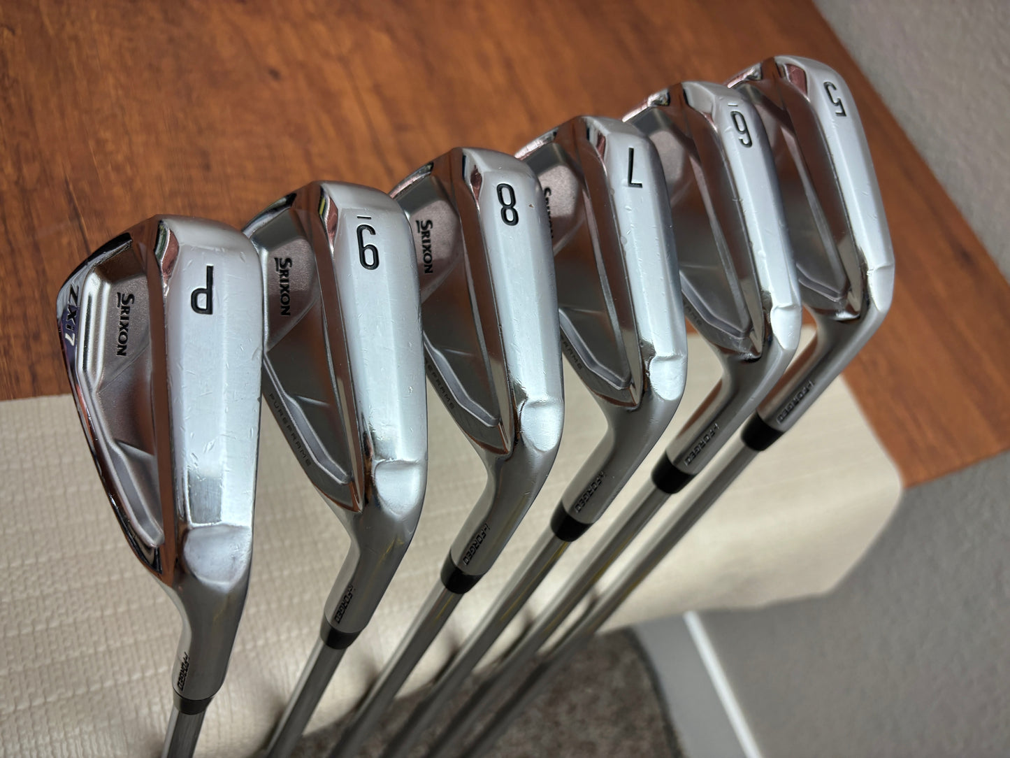 Srixon ZXi7 Iron Set 5-PW / Accra iSeries 115i Stiff
