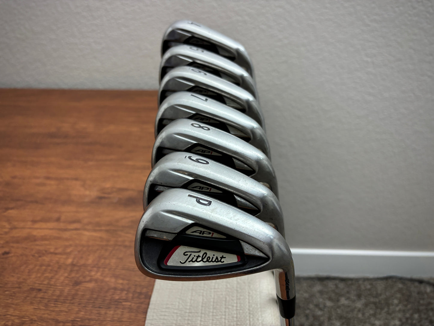 Titleist AP1 714 Iron Set 4-PW / True Temper XP R300 Regular Flex