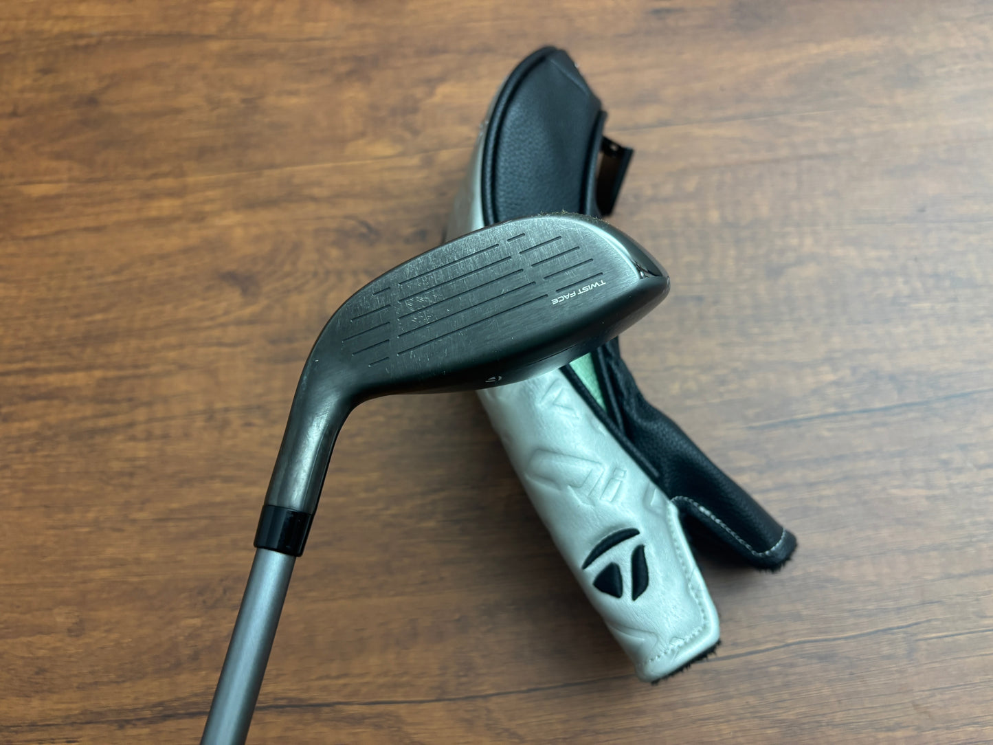 Taylormade Qi35 Max 3-hybrid + headcover / Regular Flex