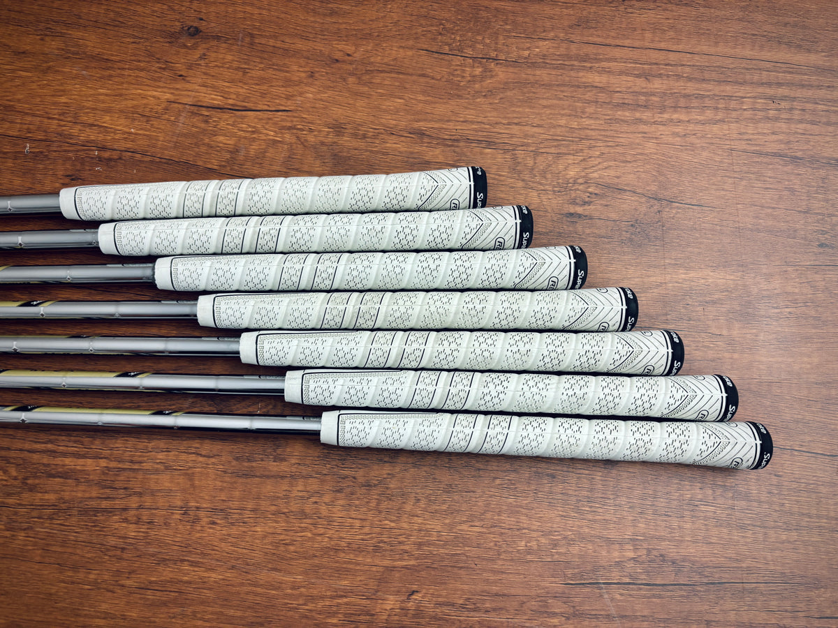 Srixon ZXi7 Iron Set 4-PW / Dynamic Gold X100 X-Stiff