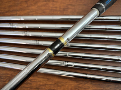 Mizuno JPX 800 Iron Set 4-GW / Dynamic Gold XP Regular Flex